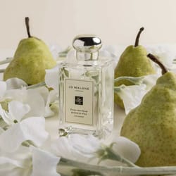Jo Malone English Pear & Sweet Pea EDT - unpacked