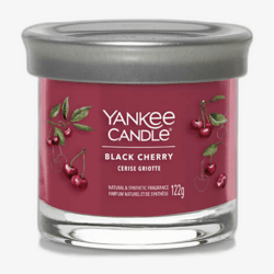 Yankee Candle Signature Small Tumbler Scented candle Black Cherry 122 ml