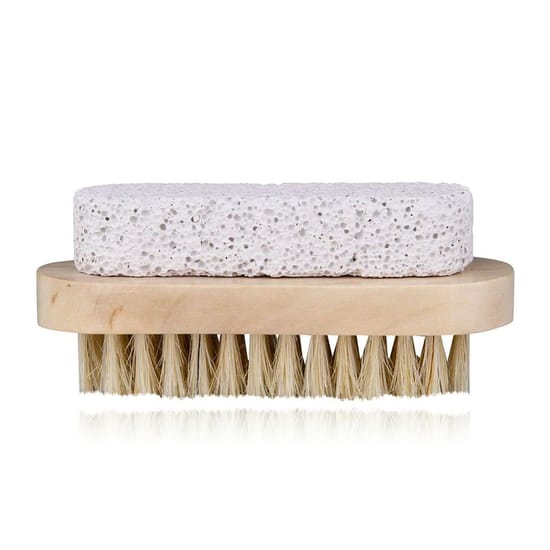 Accentra Winter Spa Fresh Pine & Winter Berries Bath Set elegantly displayed