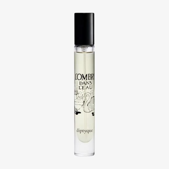 Close-up of diptyque l'ombre dans l'eau edt miniature bottle