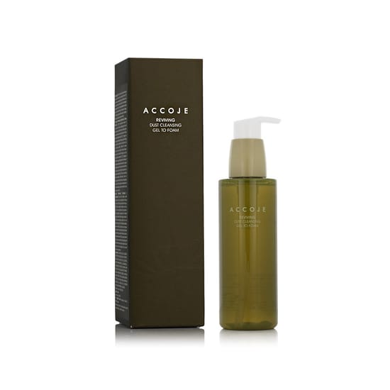 Accoje reviving dust cleansing gel to foam bottle close-up