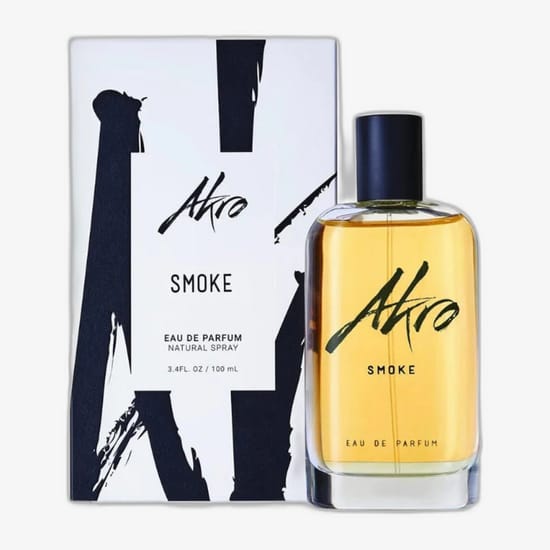 Akro smoke edp parfüümi pudel lähivaatlusest