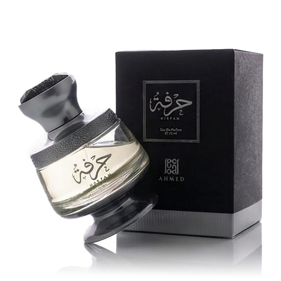 Бутылка парфюма Ahmed al Maghribi Hirfah EDP крупным планом