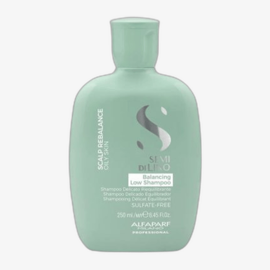 Bottle of Alfaparf Milano Semi Di Lino Sunshine After-Sun Low Shampoo