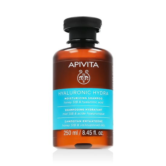 Флакон увлажняющего шампуня Apivita Hyaluronic Hydra для мягкости и сияния волос