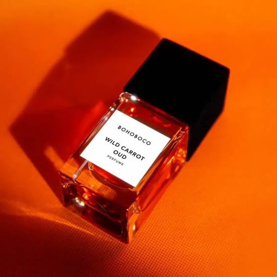 Elegantne pudel bohoboco wild carrot oud parfüümi