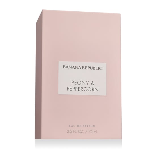 Бутылка Banana Republic Peony & Peppercorn EDP в крупном плане