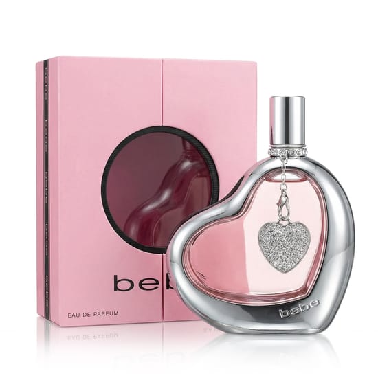 Bebe Bebe EDP parfüümi pudeli lähedalt võetud foto