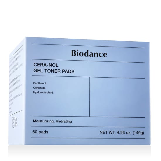 Biodance Cera-nol geeli toonimispadjad detaljivaade Biodance Cera-nol geeli toonimispadjate lähedalt vaadeldav pakend ja niisutavad geelpadjad