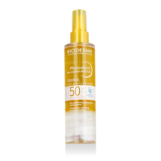 Bioderma Photoderm Anti-Ox niisutav kaitsev vesi SPF 50 lähedalt vaadatuna