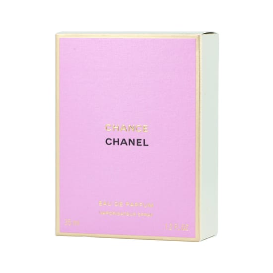 Chanel Chance Eau de Parfum pudeli lähivõte