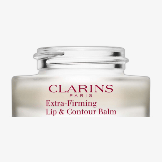 Крупный план Clarins Extra-Firming Lip & Contour Balm