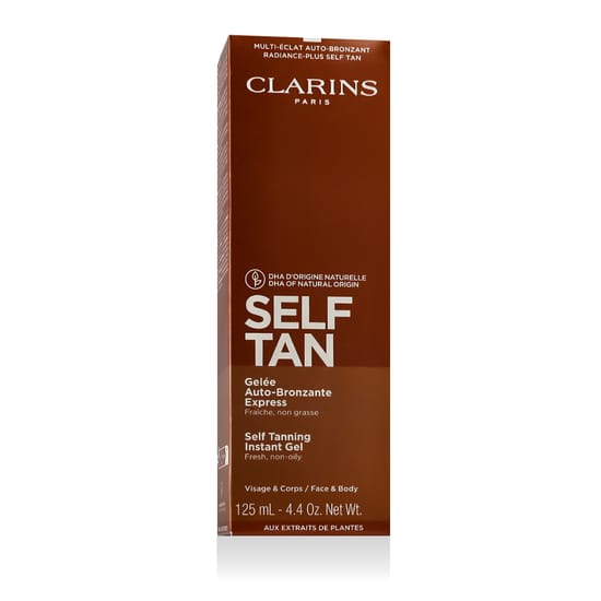Clarins Self Tanning Tinted Gel – Close-up of featherlight tinted gel texture