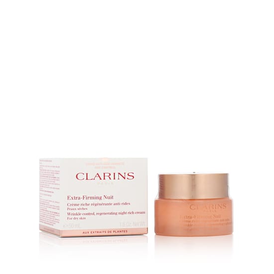 Близкий план банки ночного крема Clarins Extra Firming Nuit