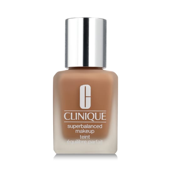 Bottle of Clinique Superbalanced Makeup in CN 62 Porcelain Beige MF shade