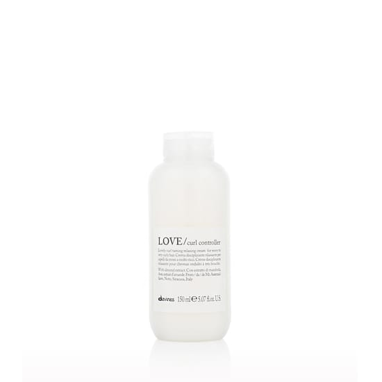 Packaging of Davines LOVE Curl Controller for curly hair