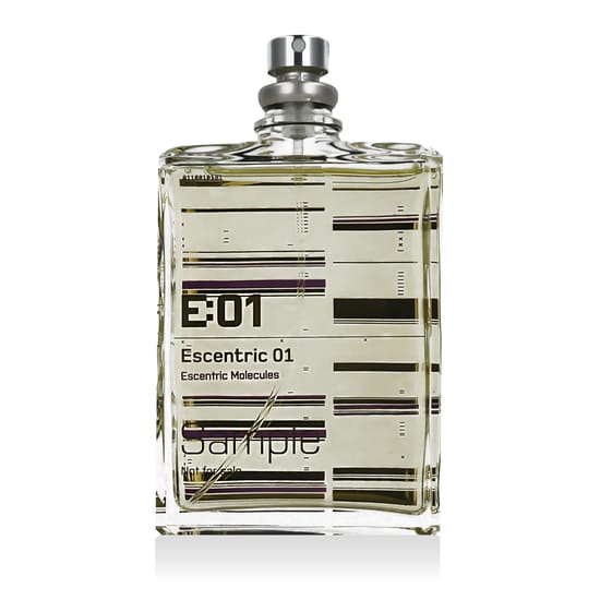 Escentric Molecules Escentric 01 EDT pudel lähedalt