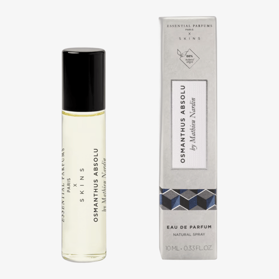 Close-up of essential parfums osmanthus absolu edp miniature bottle