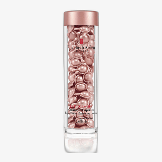 Elizabeth Arden Retinol Ceramide Capsules Night Serum lähedalt