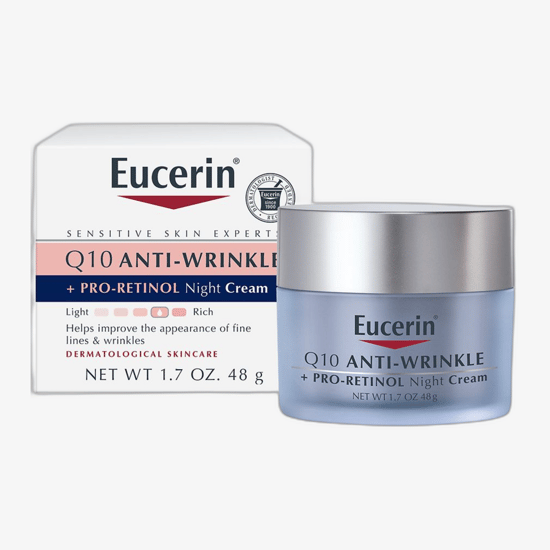 Lähivõte Eucerin Q 10 kortsuvastasest öökreemist purgis
