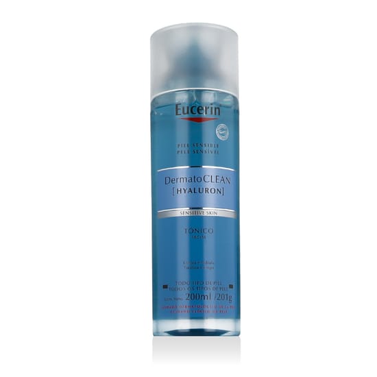 Hydrating Eucerin DermatoCLEAN toner in packaging