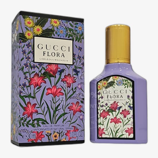 Бутылка Gucci Flora Gorgeous Magnolia вблизи