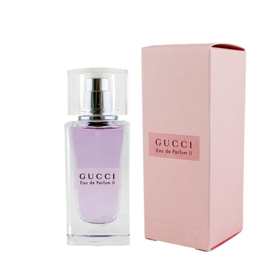 Elegant bottle of gucci edp ll edp close-up