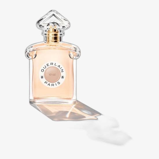 Close-up of the Guerlain Les Légendaires Idylle EDP bottle