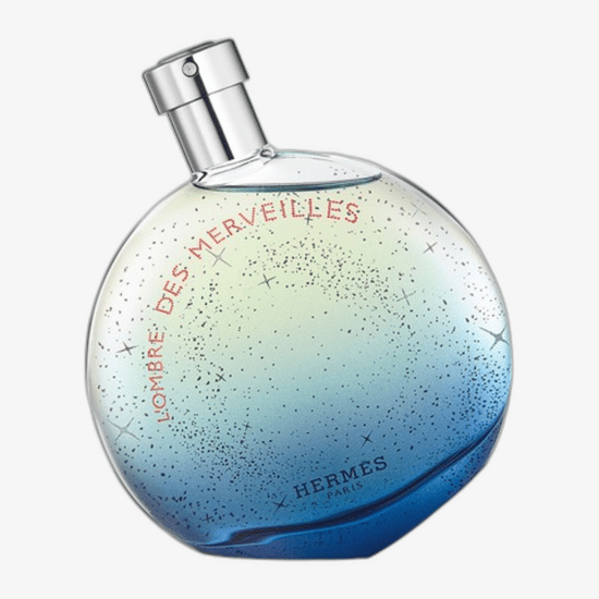 Close-up of Hermès L'Ombre des Merveilles EDP sample bottle