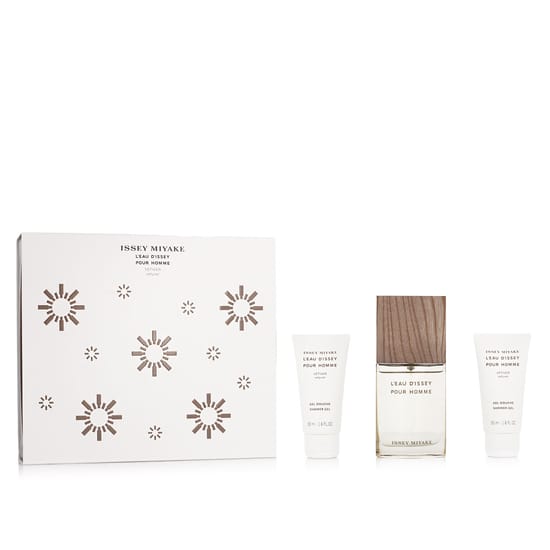 Флакон Issey Miyake L'Eau d'Issey Pour Homme Vétiver EDT Intense на светлом фоне