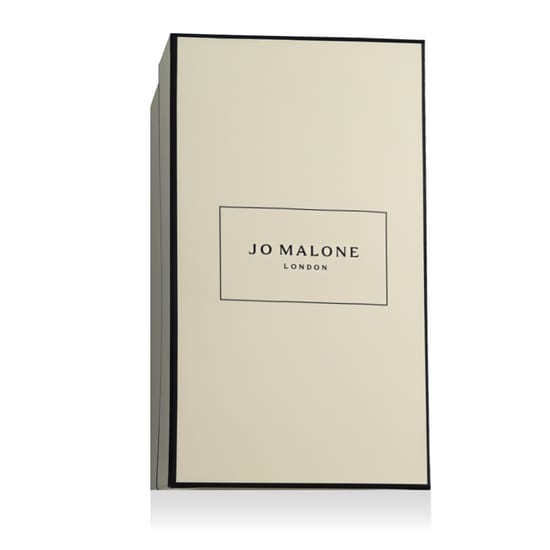 Jo Malone Myrrh & Tonka Scented Candle Adding Refined Warmth to Interior Space