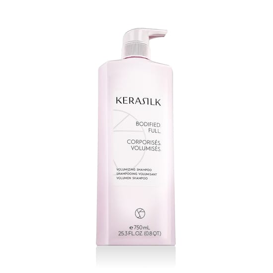 Упаковка шампуня KERASILK Essentials для объема Флакон шампуня KERASILK Essentials для объема волос