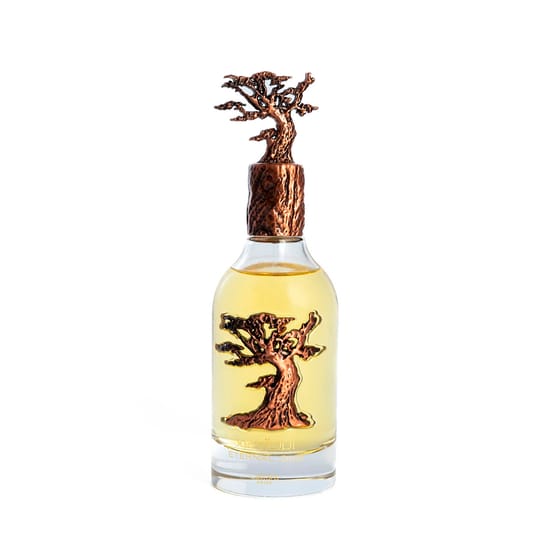 Элегантный флакон Lattafa Pride Eternal Oud крупным планом