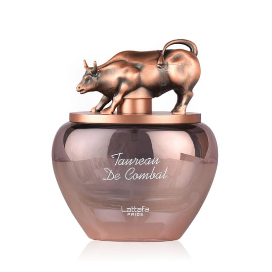 Бутылка Lattafa Pride Taureau De Combat EDP крупным планом
