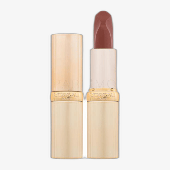 Легкая и насыщенная помада L'Oréal Paris Color Riche Free the Nudes 540 Nu Unstoppable на губах крупным планом