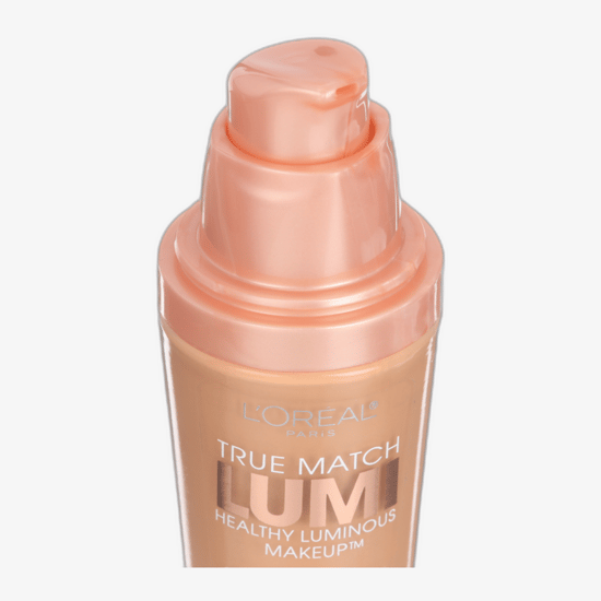 Lähivõte L'Oréal Paris True Match meigipõhjast toonis 3D/3W Kuldkreem