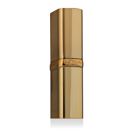 Легкая и насыщенная помада L'Oréal Paris Color Riche Free the Nudes 540 Nu Unstoppable на губах крупным планом