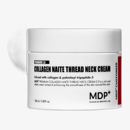 Medipeel+ premium 2.0 kollageeni kaelakreem originaalpakendis Medipeel+ premium 2.0 kollageeni kaelakreem – kreemi purk ja kerge tekstuur lähedalt
