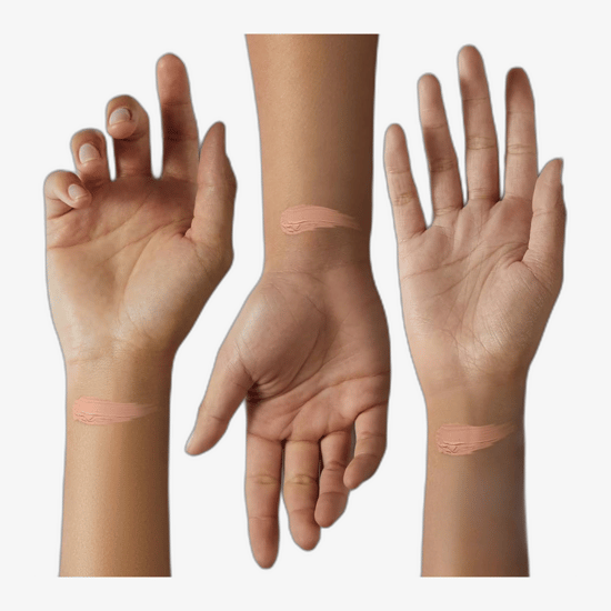 Max Factor pan stick rikkalik kreemjas alusmeik sügavas oliivitoonis, lähivõte