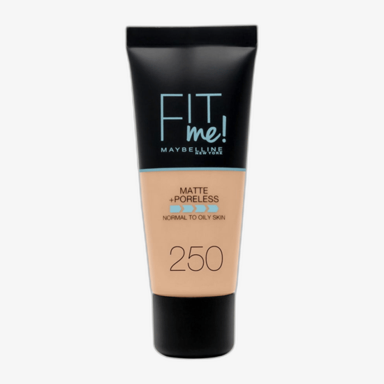 Close-up of Maybelline Fit Me! Matte + Poreless (250 Sun Beige) Foundation