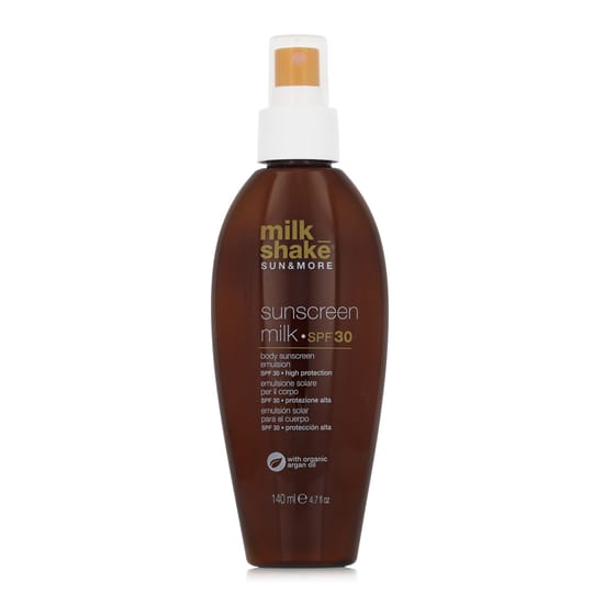 Milk Shake Sun&More Sunscreen Milk SPF30 pudel valgel taustal, mis rõhutab päikesekaitset