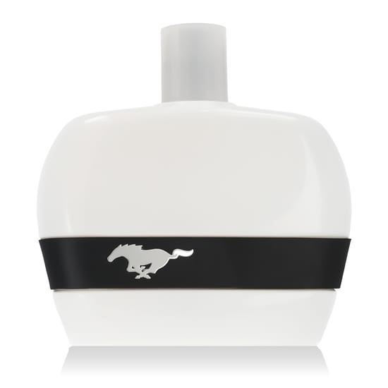 Флакон mustang white edt вблизи