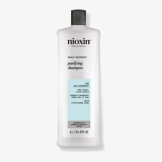 Nioxin taastava puhastava šampooni pudel detailvaates
