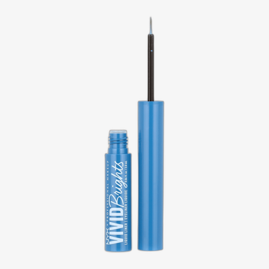 Упаковка жидкого матового лайнера NYX Professional Makeup Vivid Brights оттенка Cobalt Crush Макросъемка жидкого матового лайнера NYX Professional Makeup Vivid Brights оттенка Cobalt Crush