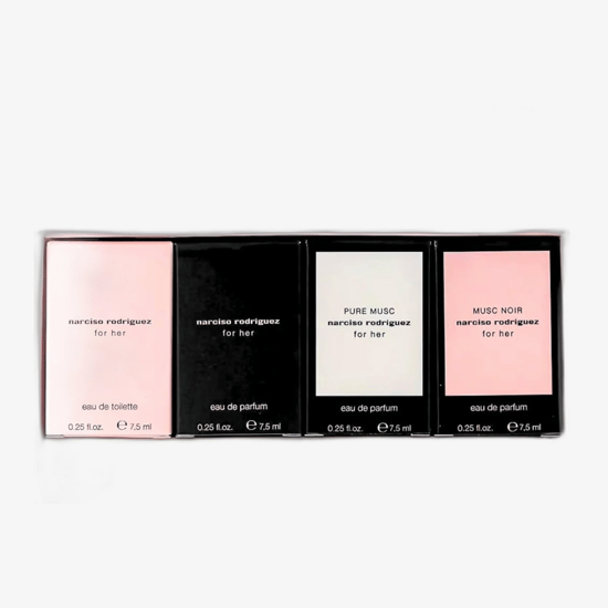 Narciso Rodriguez For Her EDP 50 ml + mini 7,5 ml + kehakreem 50 ml – luksuslik komplekt Narciso Rodriguez For Her EDP komplekt: 50 ml parfüüm, 7,5 ml mini, kehakreem 50 ml – minimalistlik ja elegantne valik