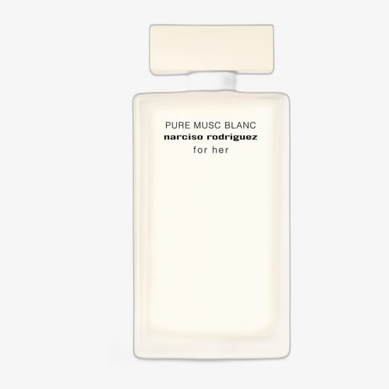 Original packaging of Narciso Rodriguez Pure Musc Blanc For Her EDP Intense Elegant bottle of Narciso Rodriguez Pure Musc Blanc For Her EDP Intense