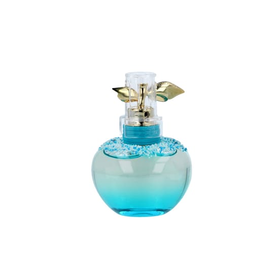 Бутылка nina ricci les gourmandises de luna edt крупным планом