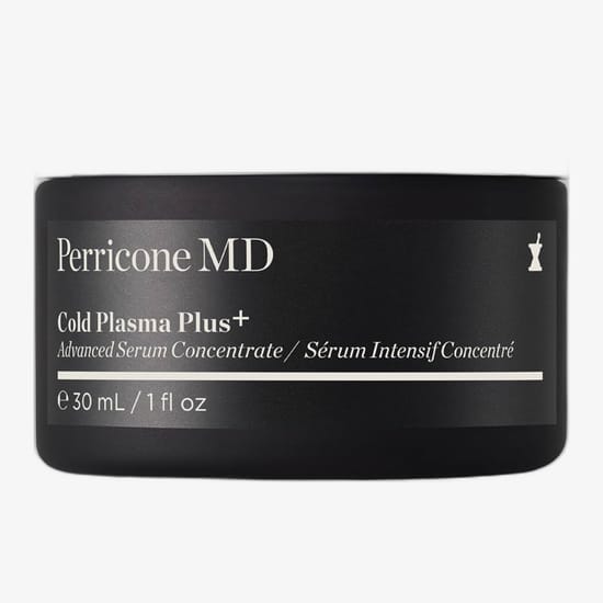 Бутылка сыворотки Perricone MD Cold Plasma Plus+ Advanced Serum Concentrate крупным планом