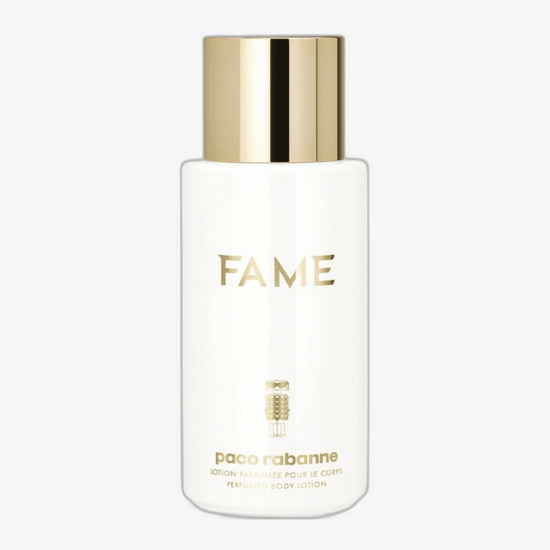 Лосьон для тела Rabanne Fame на светлом фоне, флакон с лаконичным дизайном