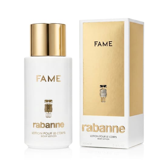 Лосьон для тела Rabanne Fame на светлом фоне, флакон с лаконичным дизайном
